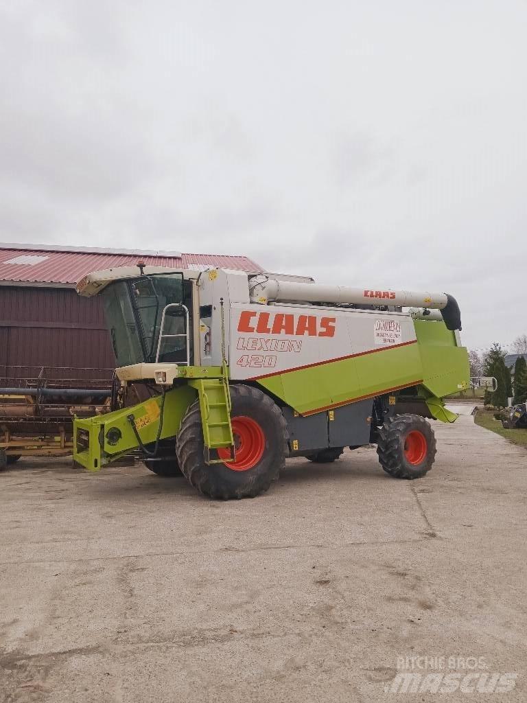 CLAAS Lexion 420 Combine de secerat