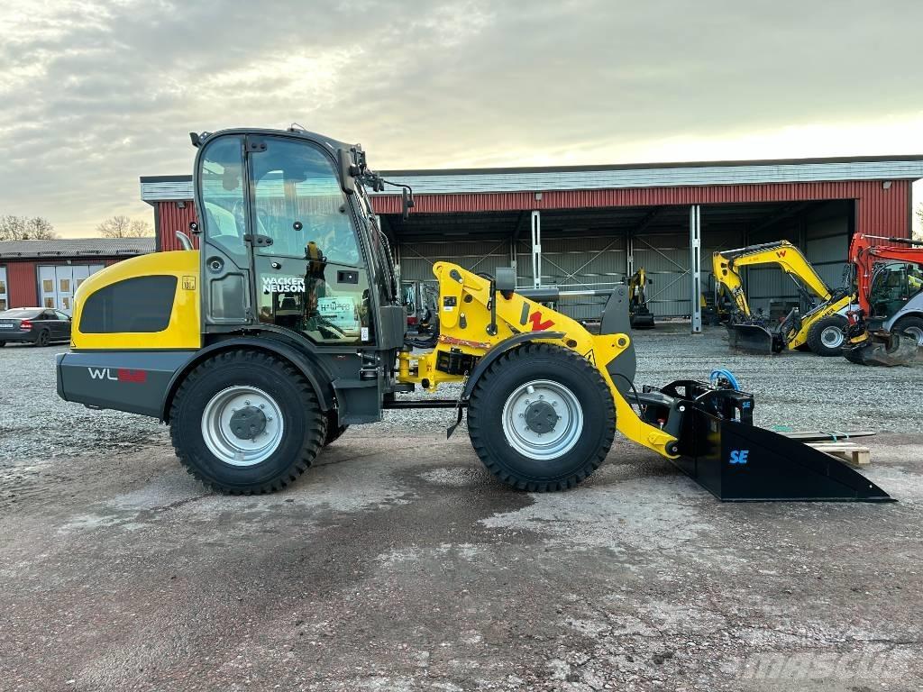 Wacker Neuson WL52 Incarcator pe pneuri
