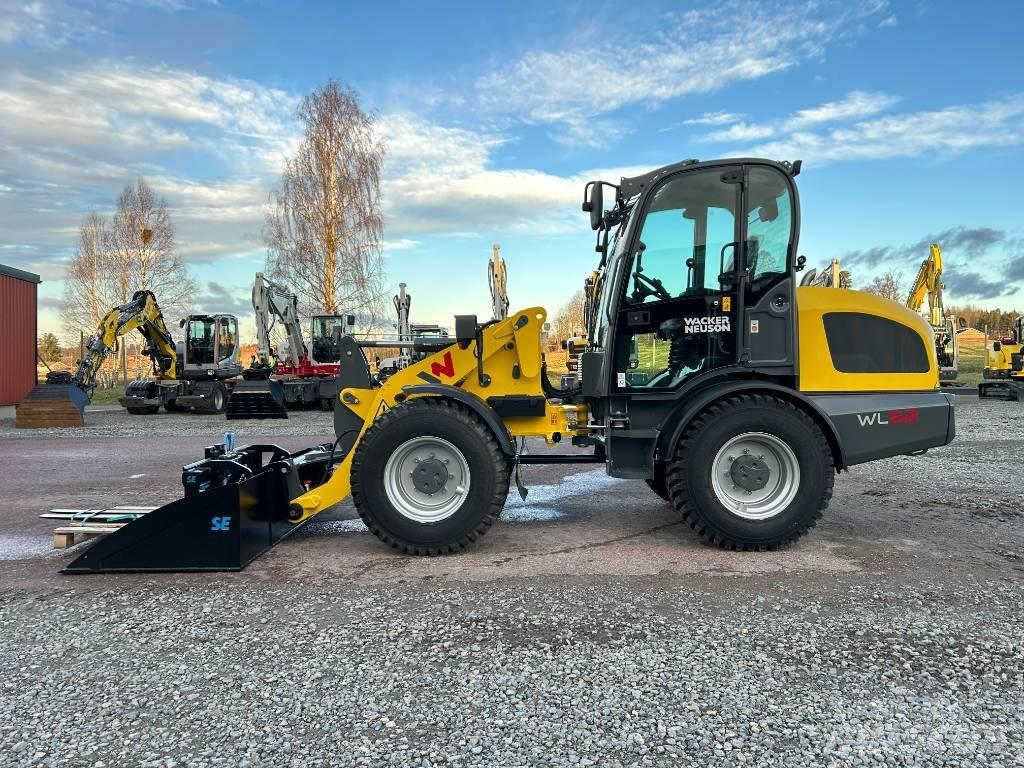 Wacker Neuson WL52 Incarcator pe pneuri
