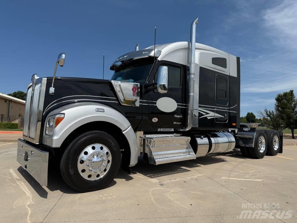 Kenworth W 990 Autotractoare
