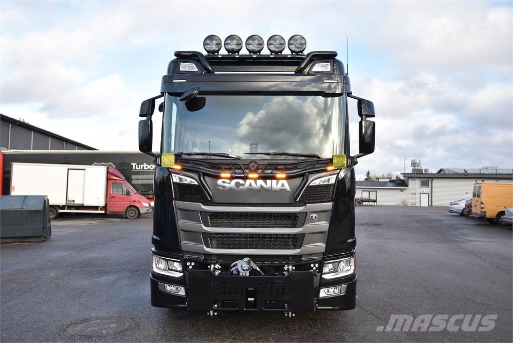 Scania R590 8X4 Camion cu carlig de ridicare