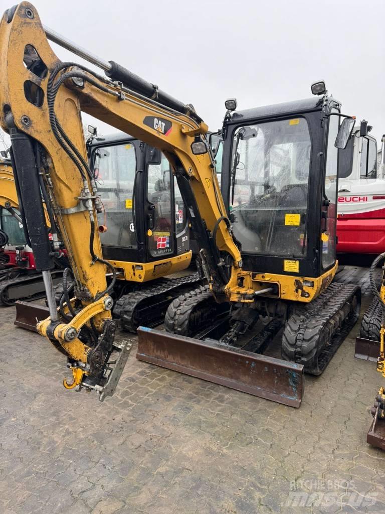 CAT 302.7 D Mini excavatoare < 7t