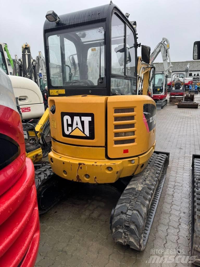 CAT 302.7 D Mini excavatoare < 7t