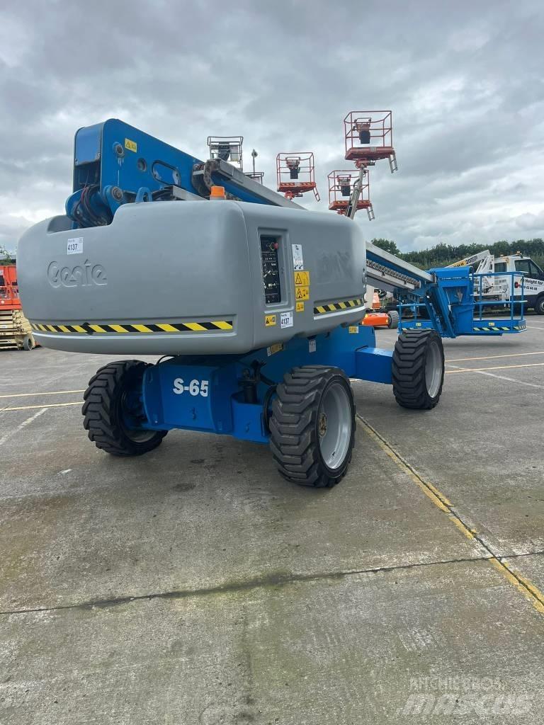 Genie S 65 Nacele cu brat telescopic