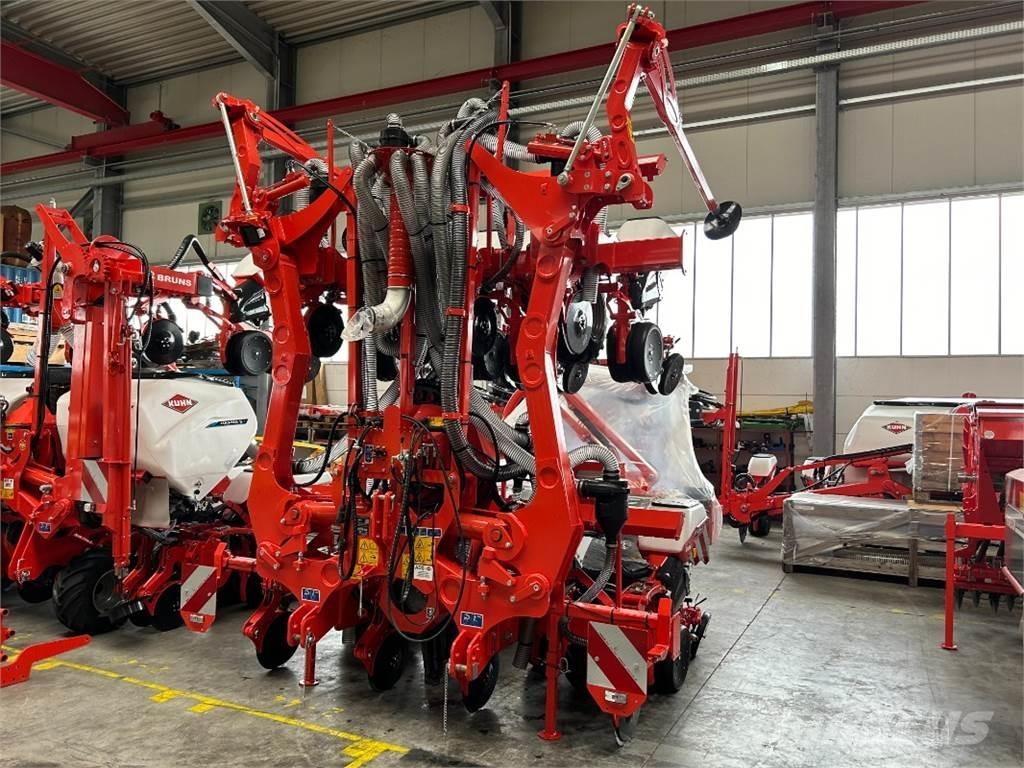 Kuhn MAXIMA 3 RX Masini cu insamantare precisa