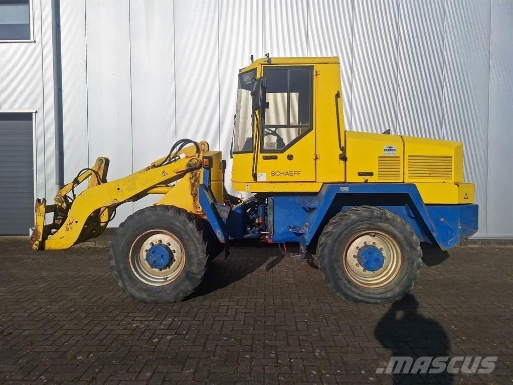 Schaeff SKS 661 Incarcator pe pneuri