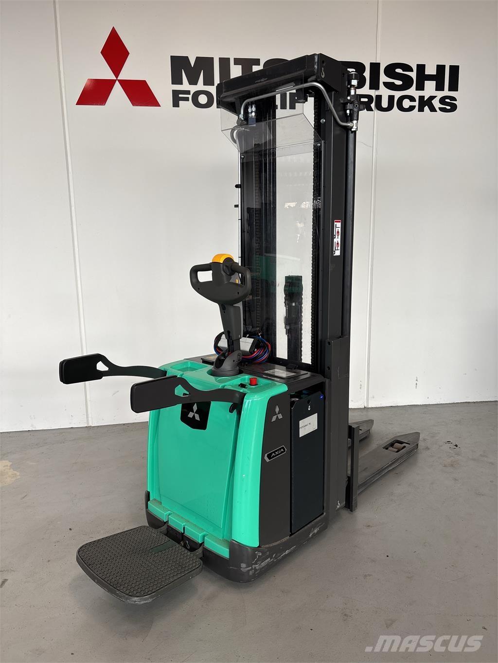 Mitsubishi SBV16PI Transpaleti autopropulsanti