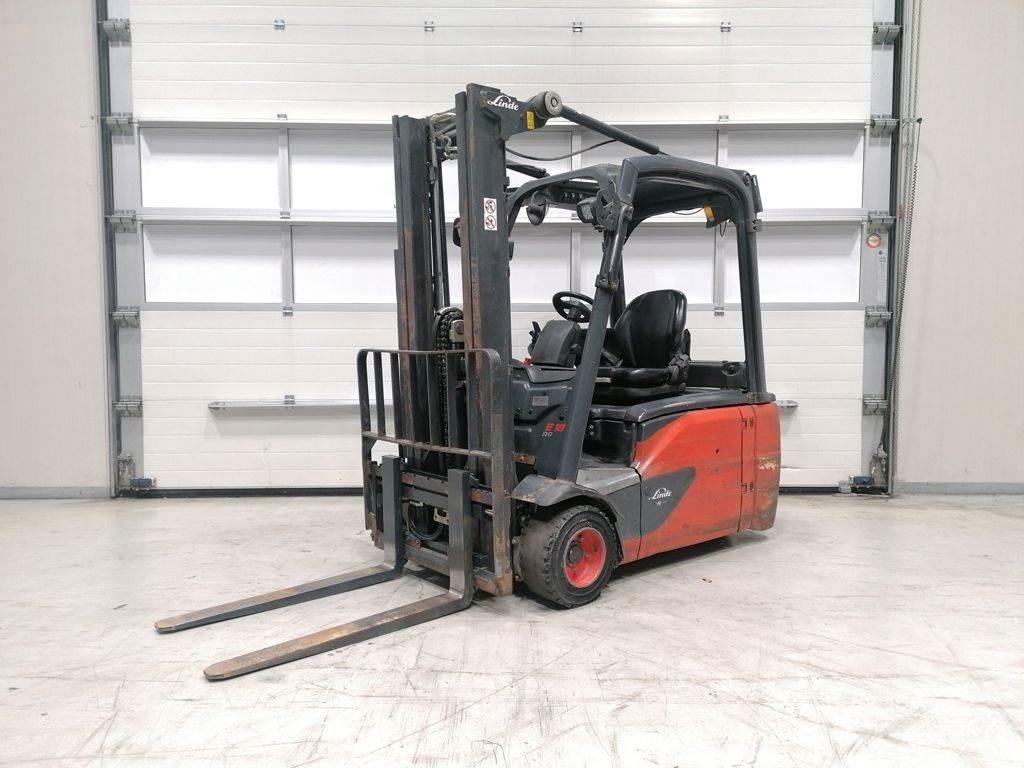 Linde E18L-02 Stivuitor electric