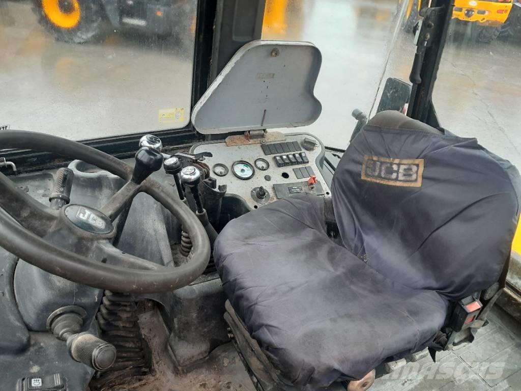 JCB 2 CX Incarcator pe pneuri