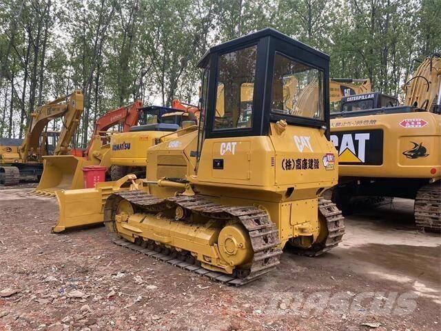 CAT D5G Buldozere pe senile