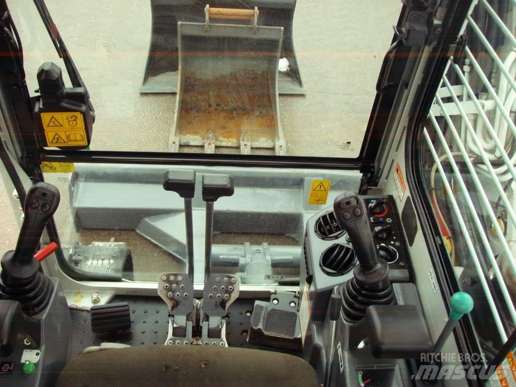 Takeuchi TB153FR Mini excavatoare < 7t