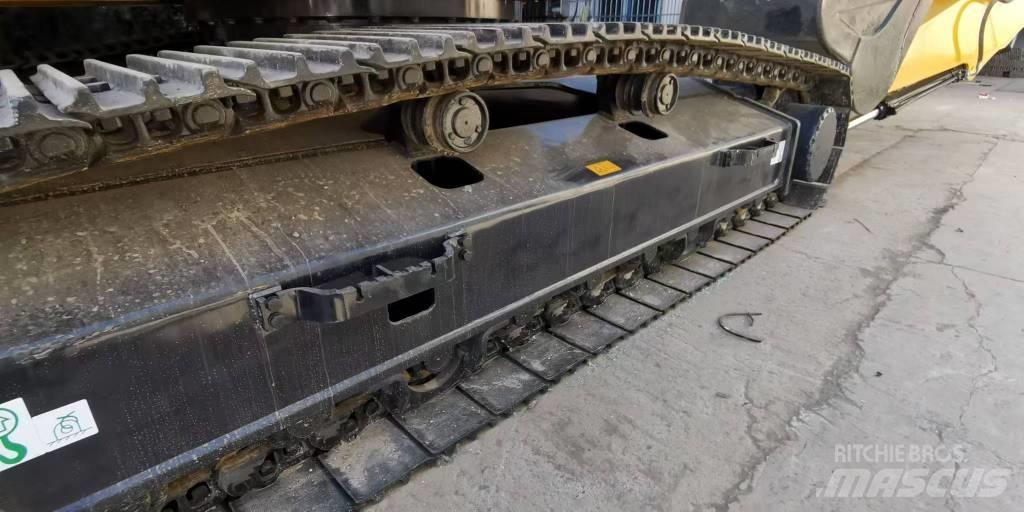 LiuGong 933 E Excavatoare pe șenile
