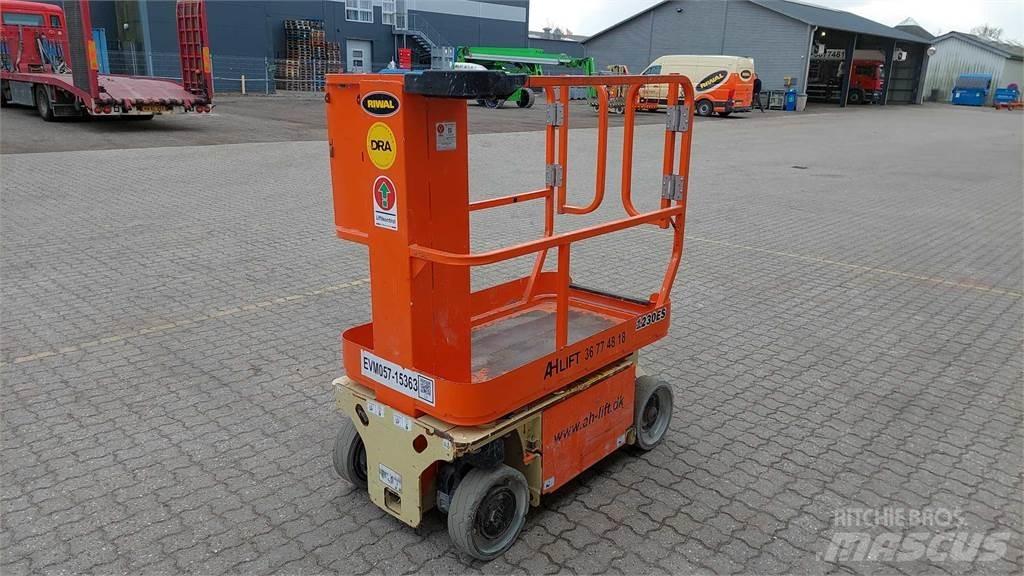 JLG 1230ES Alte ascensoare si platforme