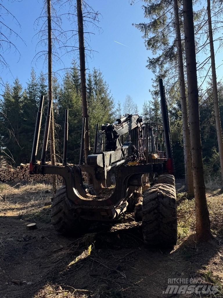 Ponsse Buffalo Transportoare