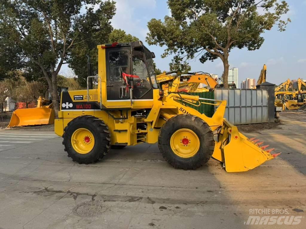 Komatsu WA100-1 Incarcator pe pneuri