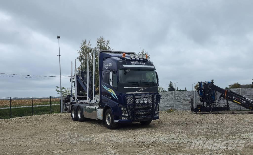 Volvo FH 16 750 Camion pentru lemne
