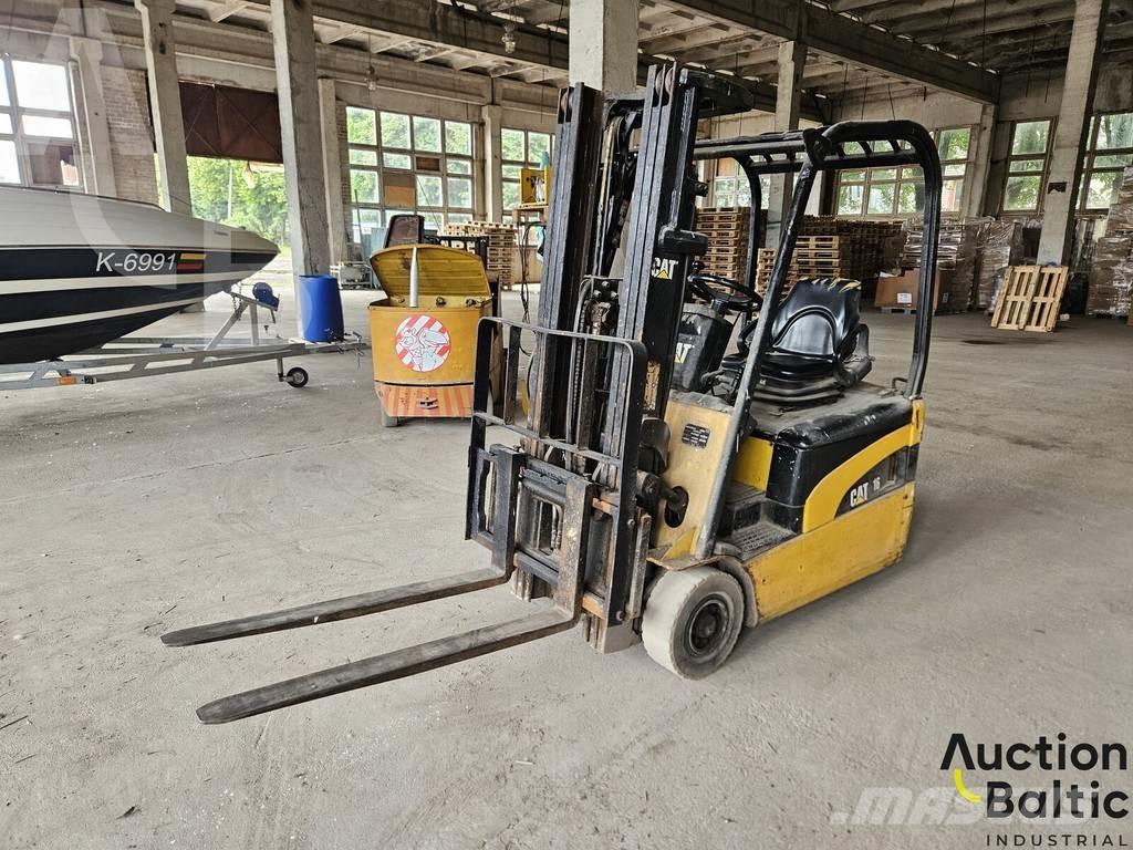 CAT EP 16 NT Stivuitor electric