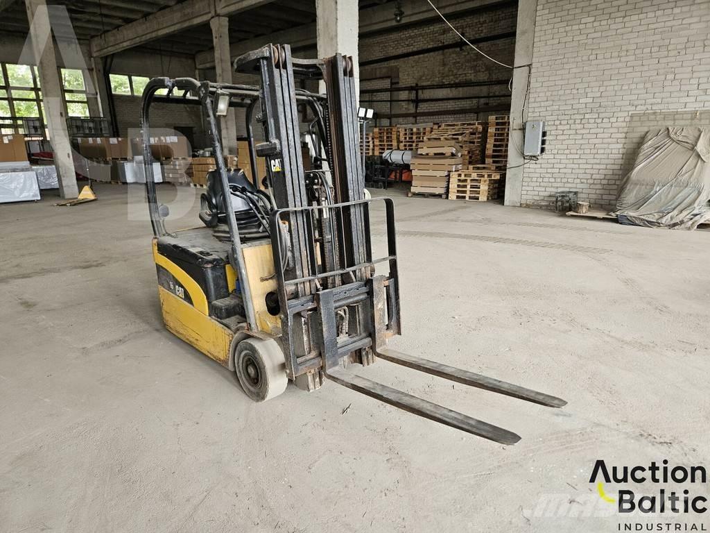 CAT EP 16 NT Stivuitor electric