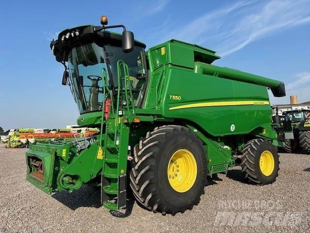 John Deere T 550 Combine de secerat