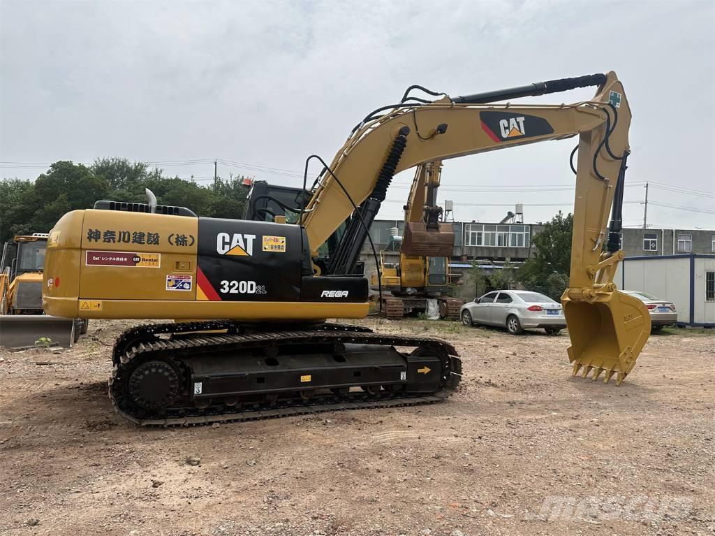 CAT 320 D2L Excavatoare pe șenile
