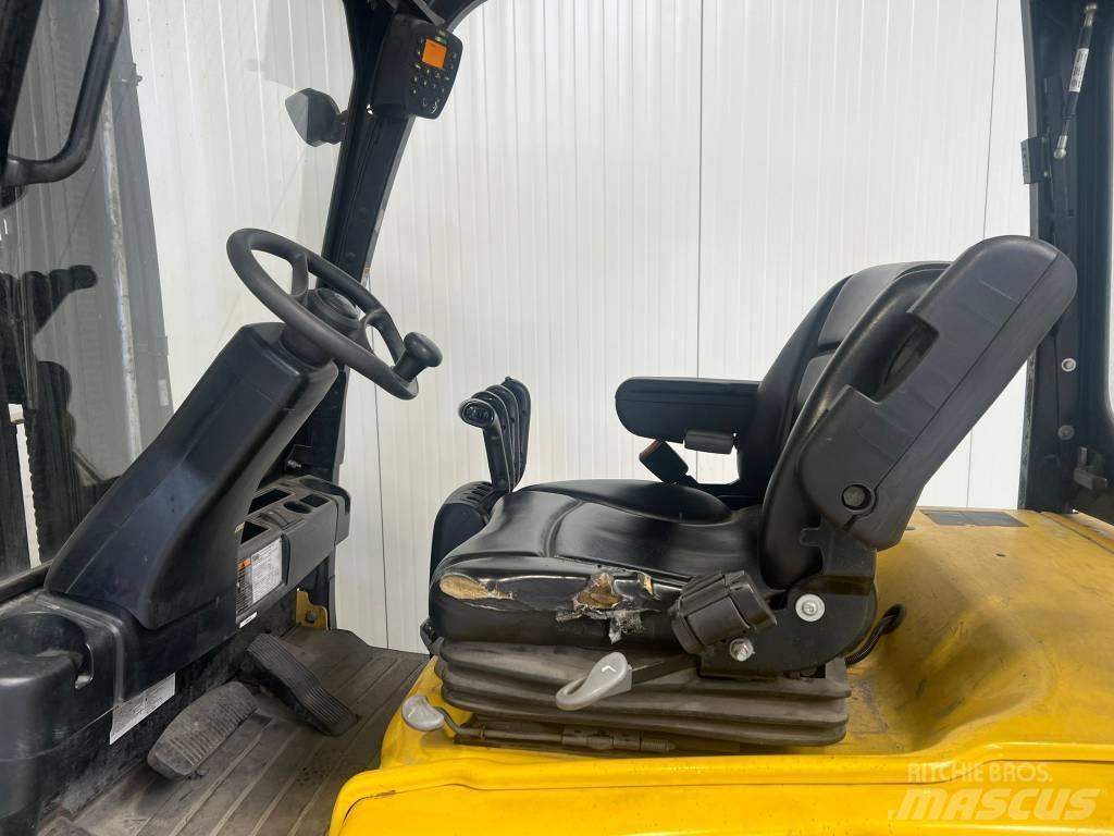 Yale ERP30VL Stivuitor electric