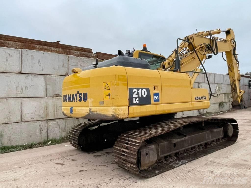 Komatsu PC 210 Excavatoare pe șenile
