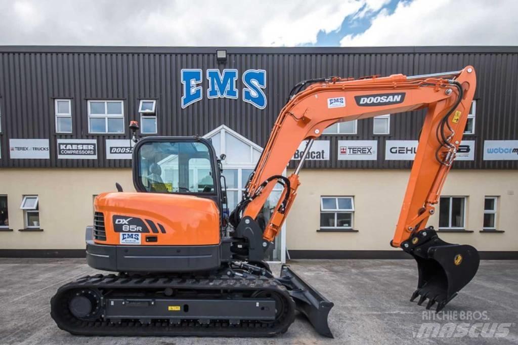 Doosan DX 85 R Excavatoare 7t - 12t