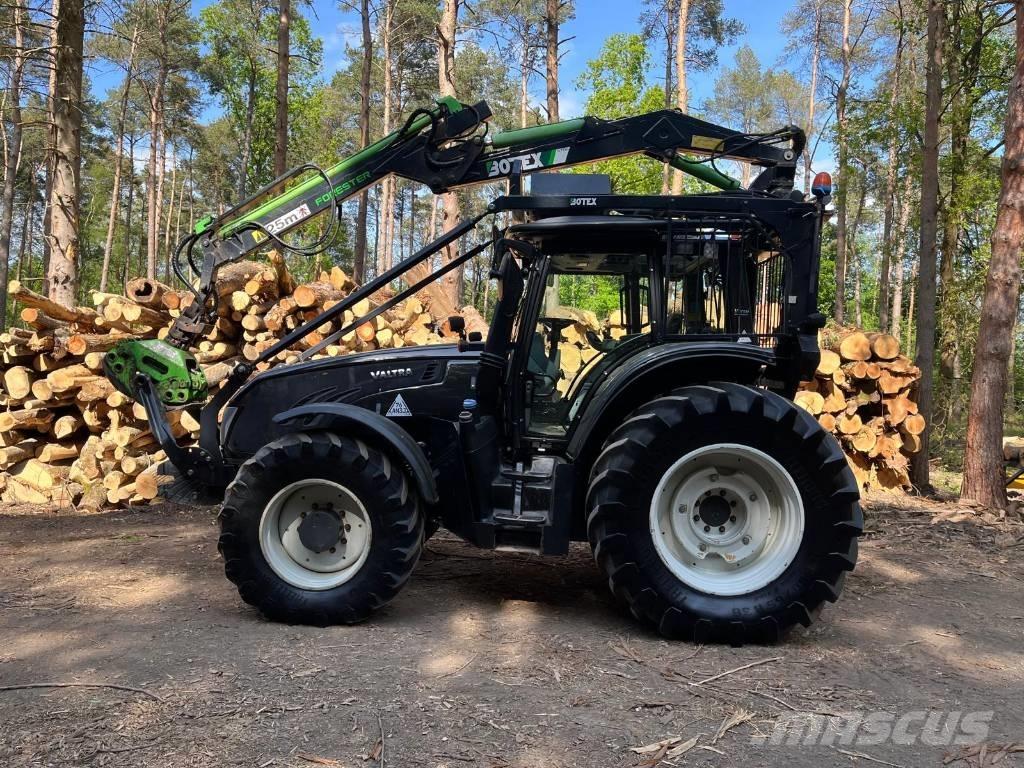 Valtra T183 Versu Tractoare