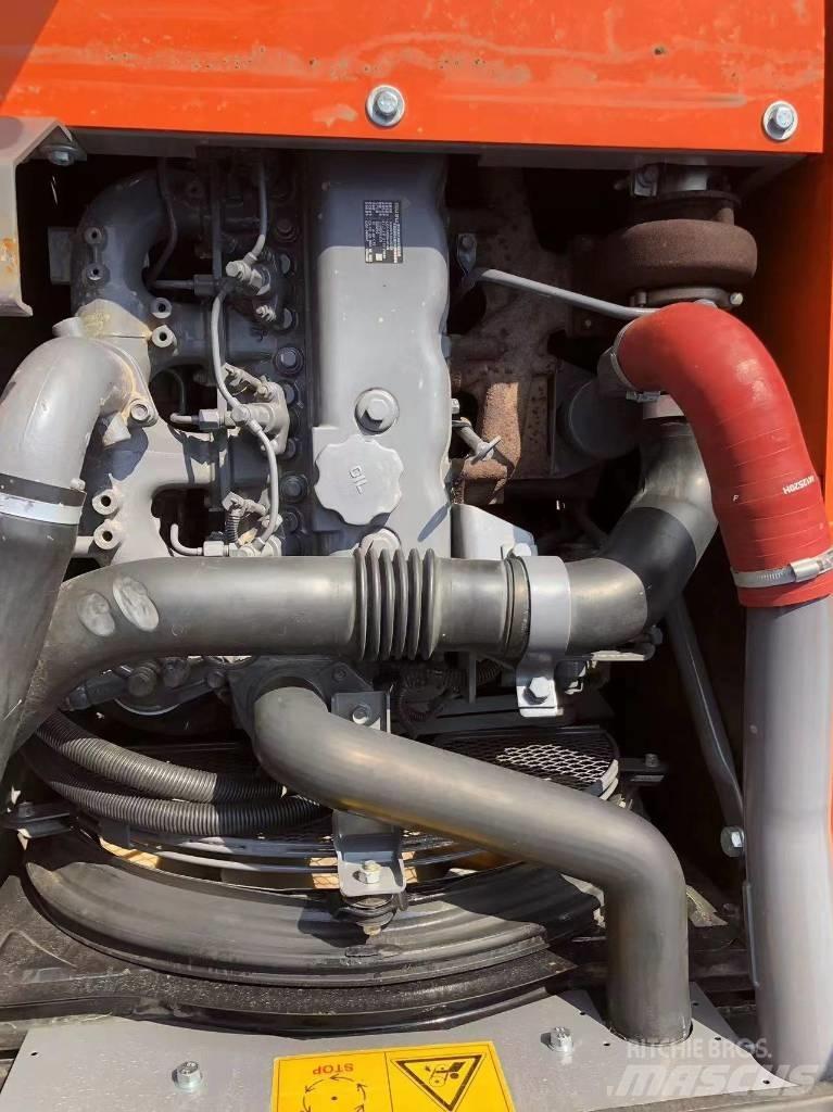Hitachi ZX 120 Excavatoare pe șenile
