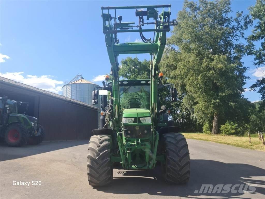 John Deere 6130R Tractoare