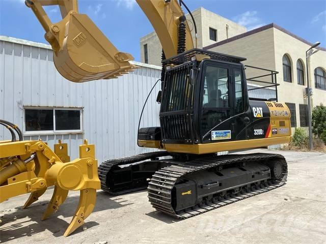 CAT 320 D Excavatoare pe șenile
