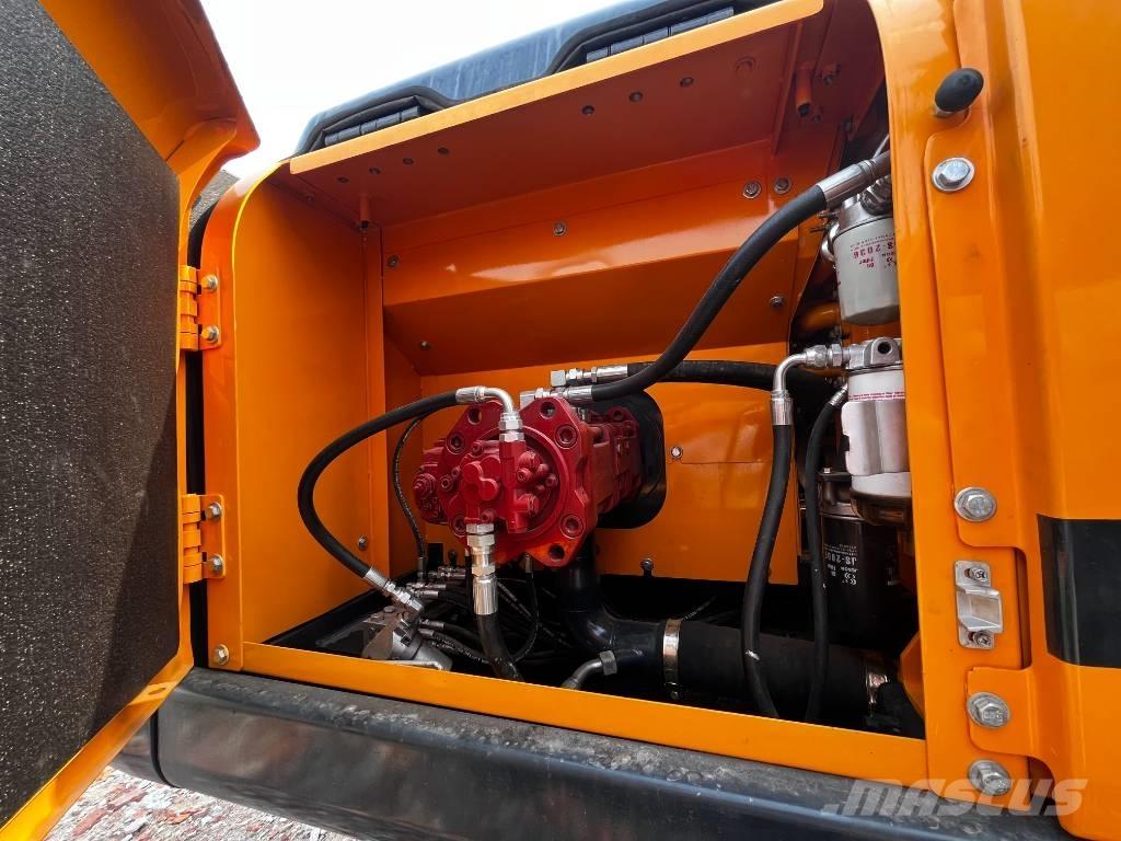 Hyundai HX 220 HD Excavatoare pe șenile

