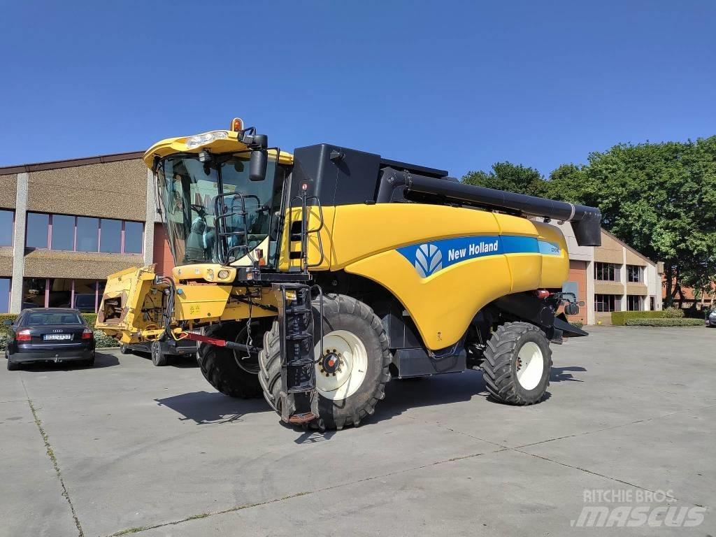 New Holland CX 760 Combine de secerat