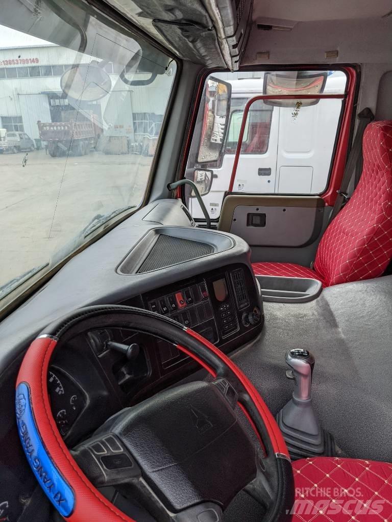Howo 375 8x4 Autobasculanta
