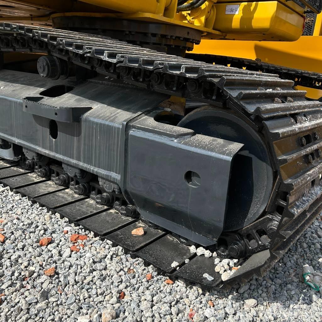 Komatsu 200-8 Excavatoare pe șenile
