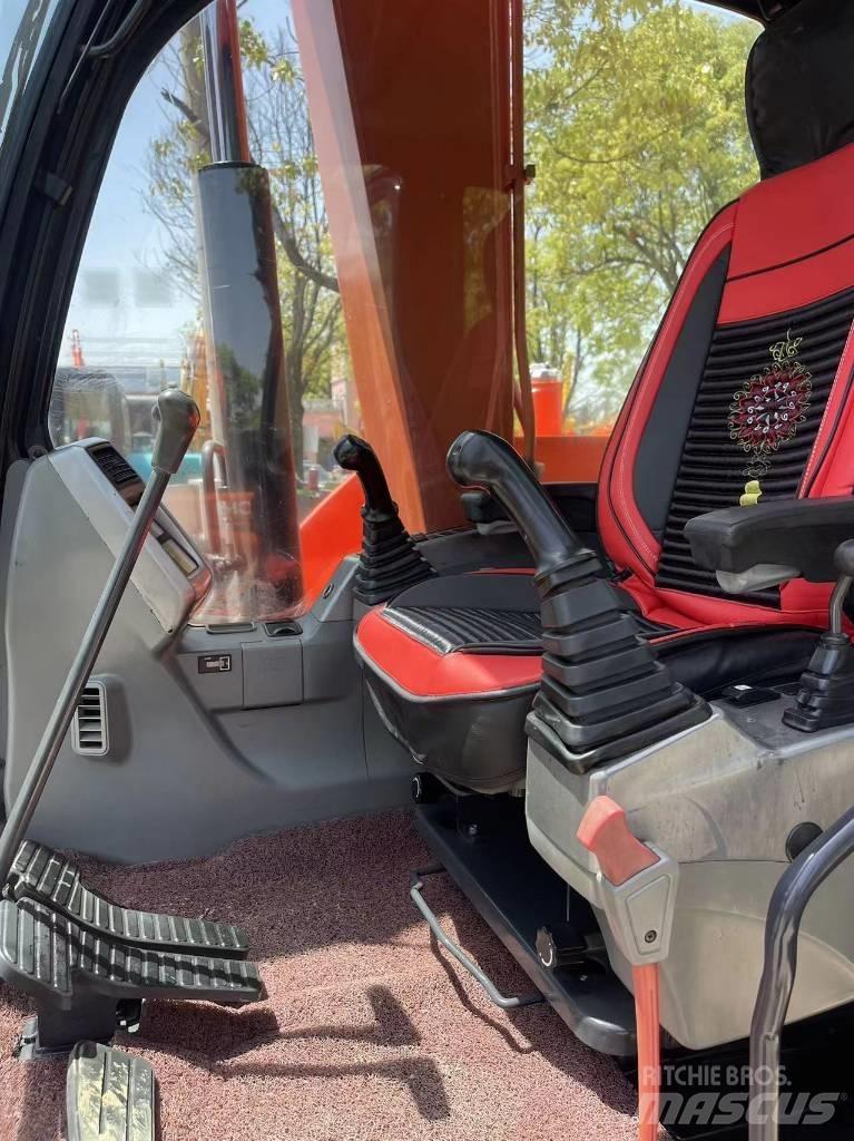 Doosan DX75 Mini excavatoare < 7t