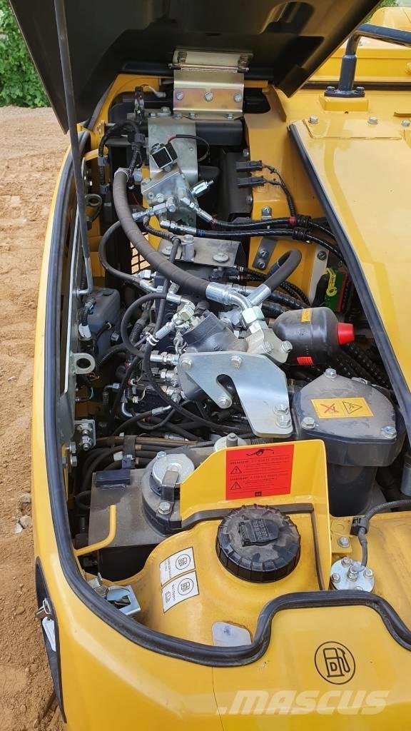 Komatsu PC88 MR-11E0 Excavatoare 7t - 12t