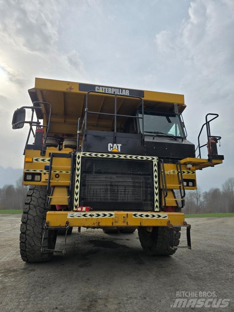 CAT 773 E Camioane cu basculante rigide
