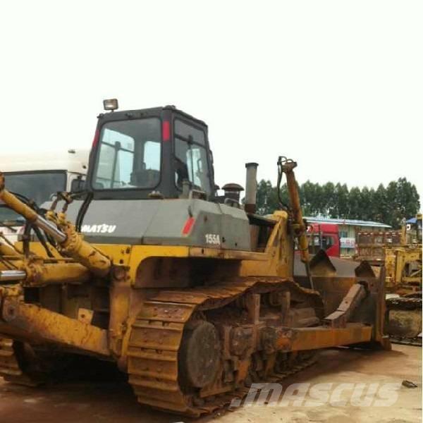 Komatsu d155a-3 Buldozere pe senile