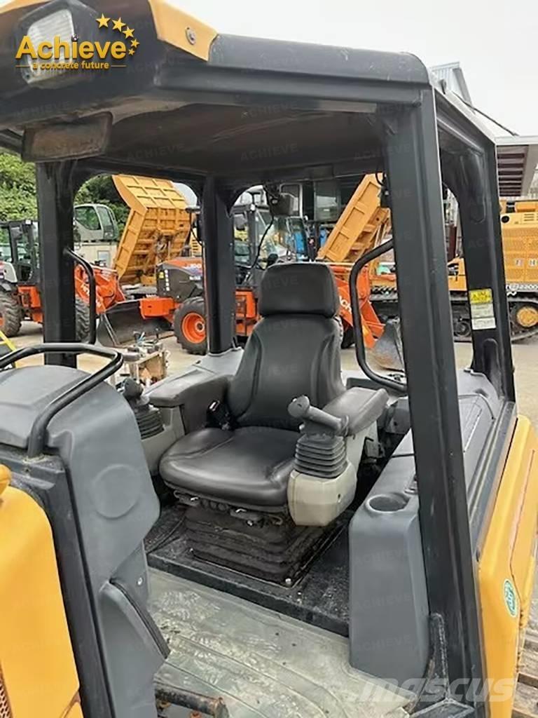 CAT D 3 K 2 Buldozere pe senile
