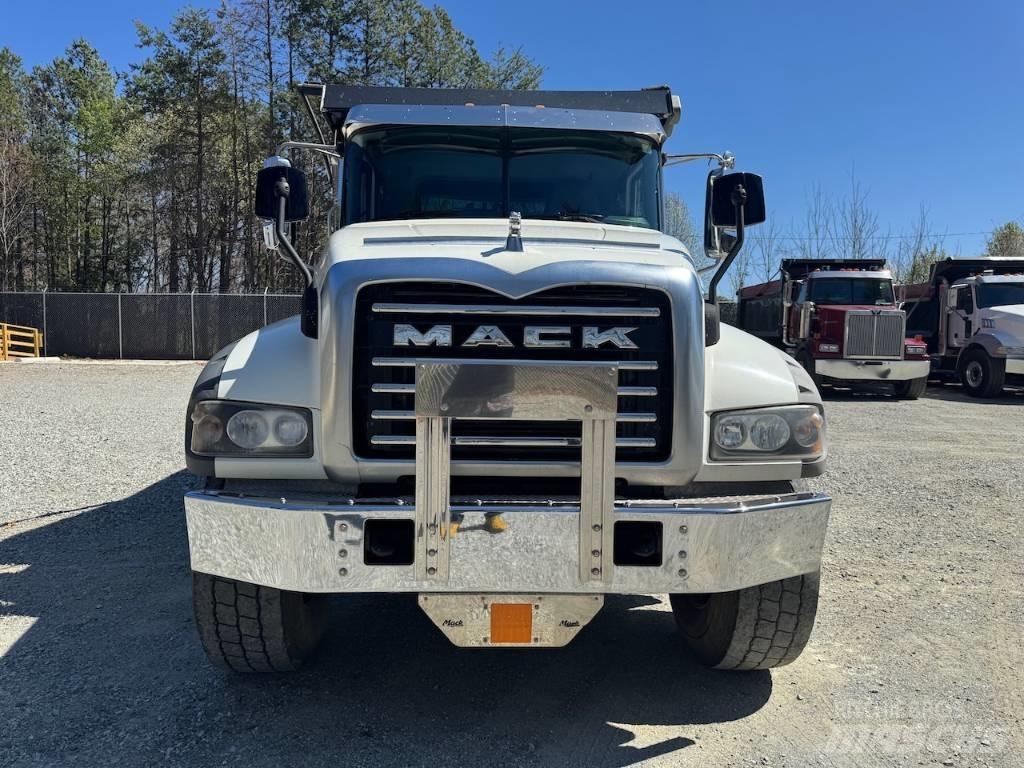 Mack Granite GU 433 Autobasculanta