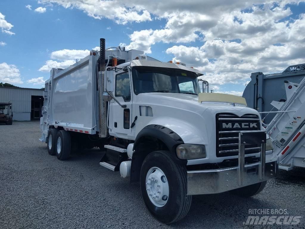 Mack GRANITE GU713 Camion de deseuri