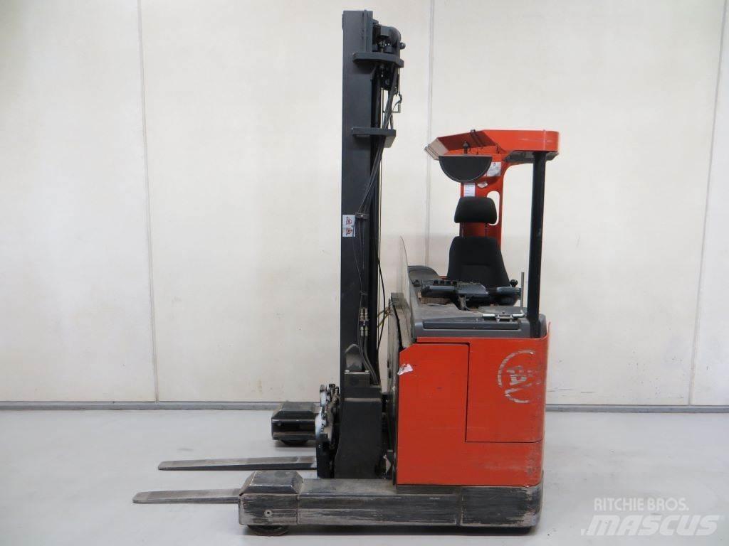 BT RR E2 Stivuitor cu catarg retractabil