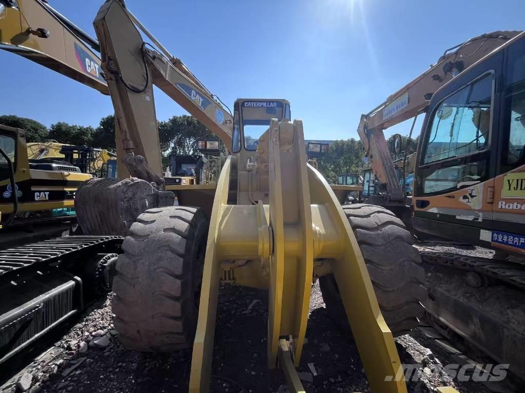 CAT 966F Incarcator pe pneuri