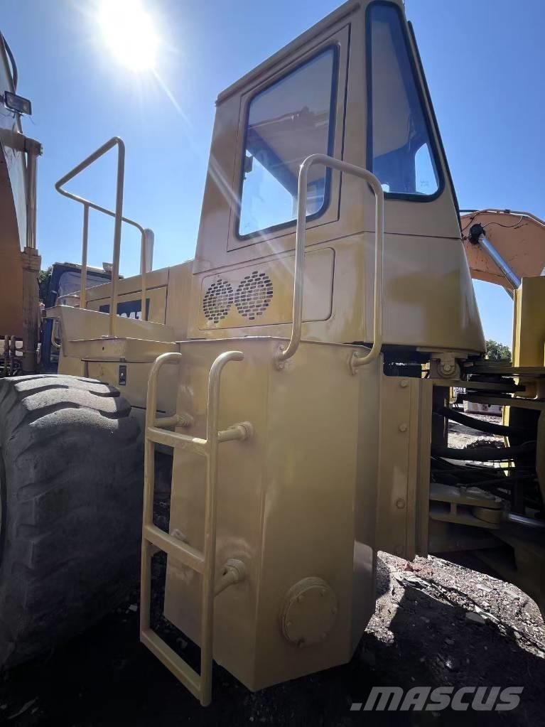 CAT 966F Incarcator pe pneuri