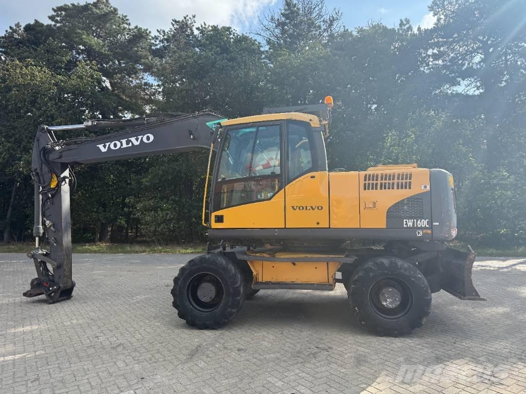 Volvo EW 160 C Excavatoare cu roti