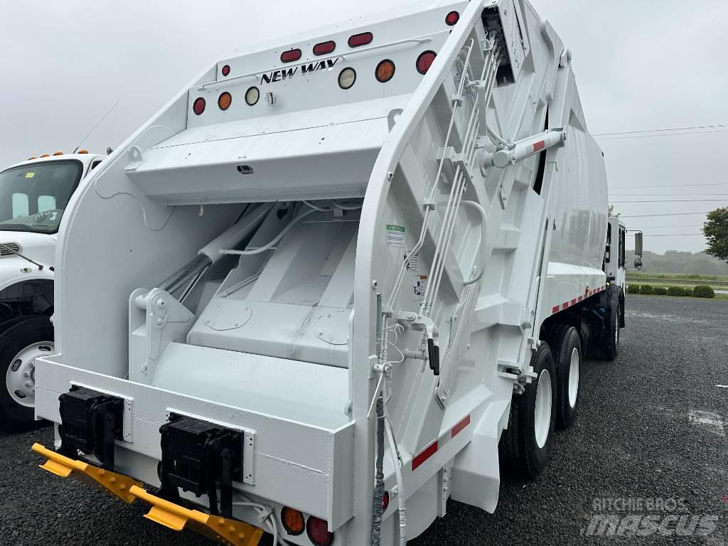CCC New Way Camion de deseuri