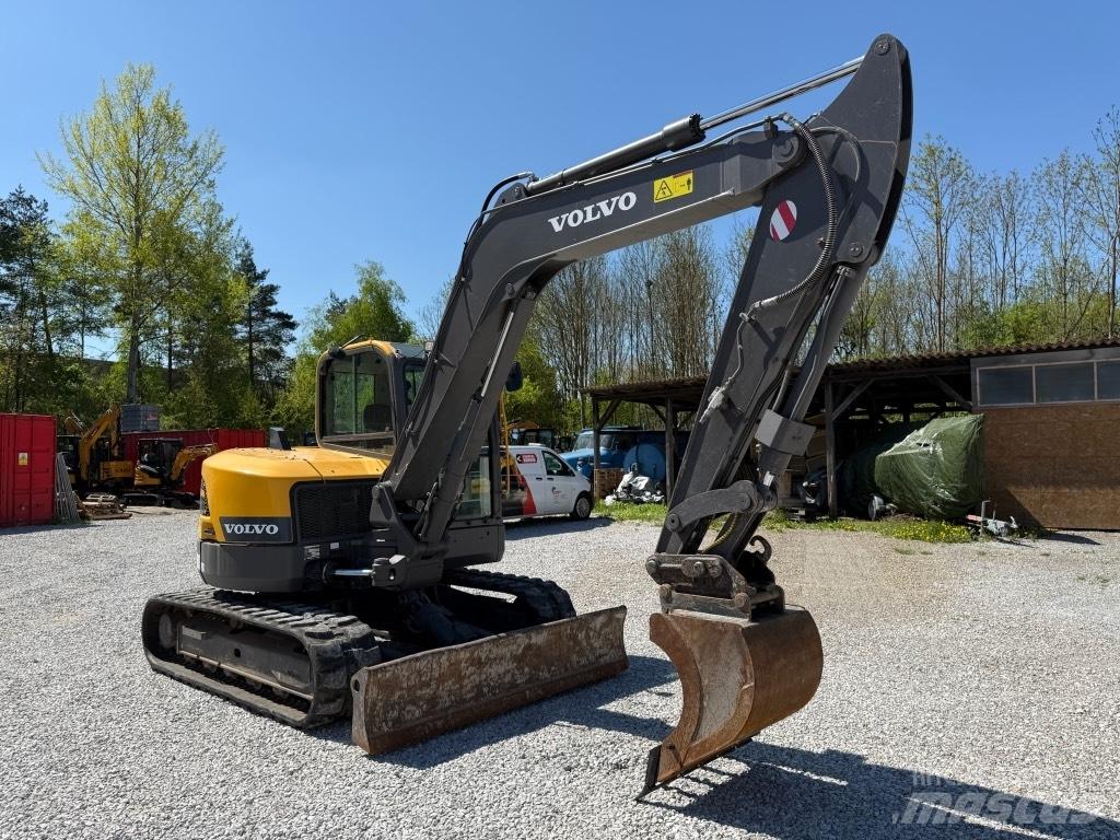 Volvo ECR88D Excavatoare 7t - 12t