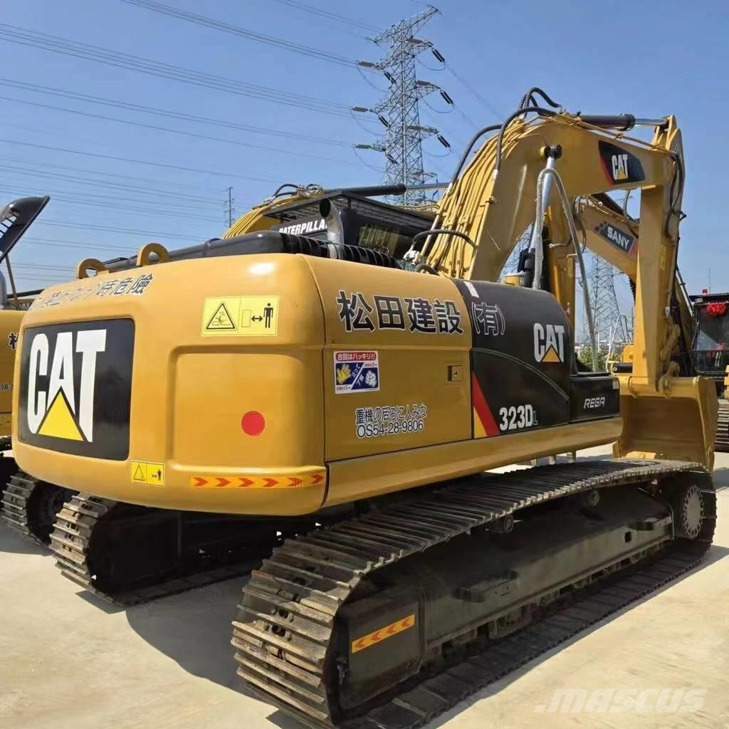 CAT 323 D L Excavatoare pe șenile
