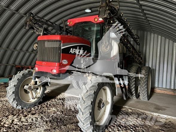 Apache AS1010 Pulverizatoare autopropulsate